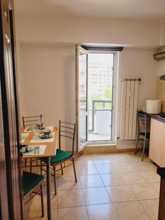 Appartement Peaceful Loft à Bucarest Extérieur photo